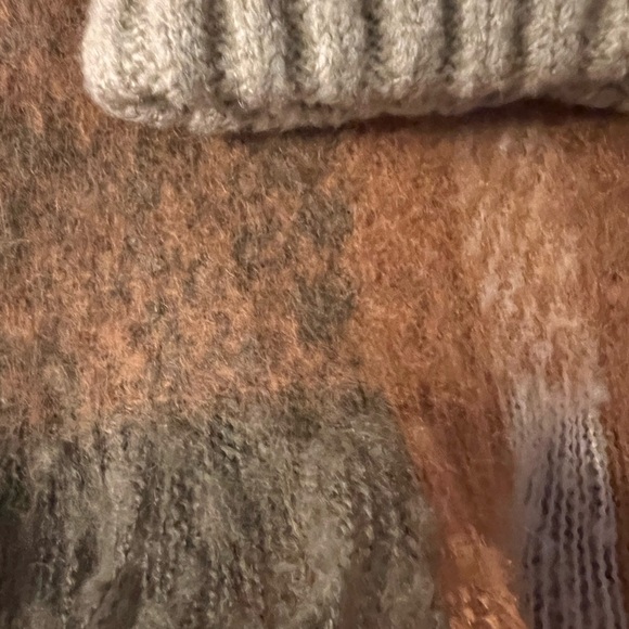 NEW Steve Madden hat & Scarf set - Picture 4 of 5